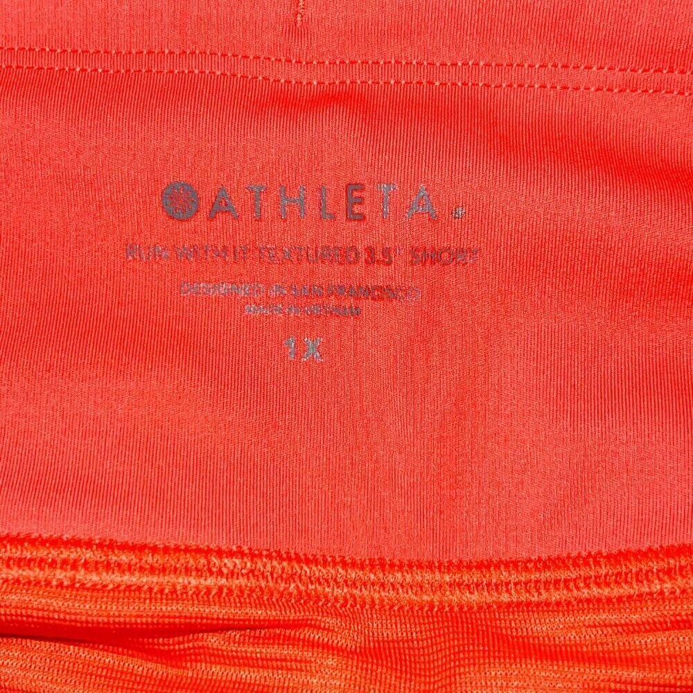 NWT Athleta Run With It Textured 3.5" Shorts Salmon Size 1X - Picture 2 of 5